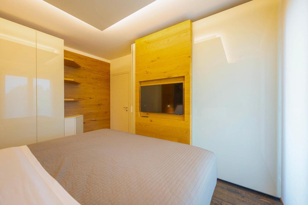 Venice New Luxury Penthouse - Free Parking And Roof Terrace Mestre Exterior foto