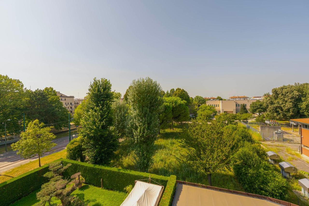 Venice New Luxury Penthouse - Free Parking And Roof Terrace Mestre Exterior foto