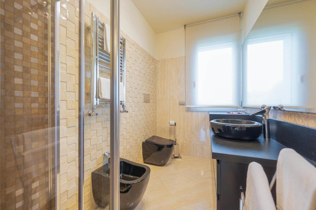 Venice New Luxury Penthouse - Free Parking And Roof Terrace Mestre Exterior foto